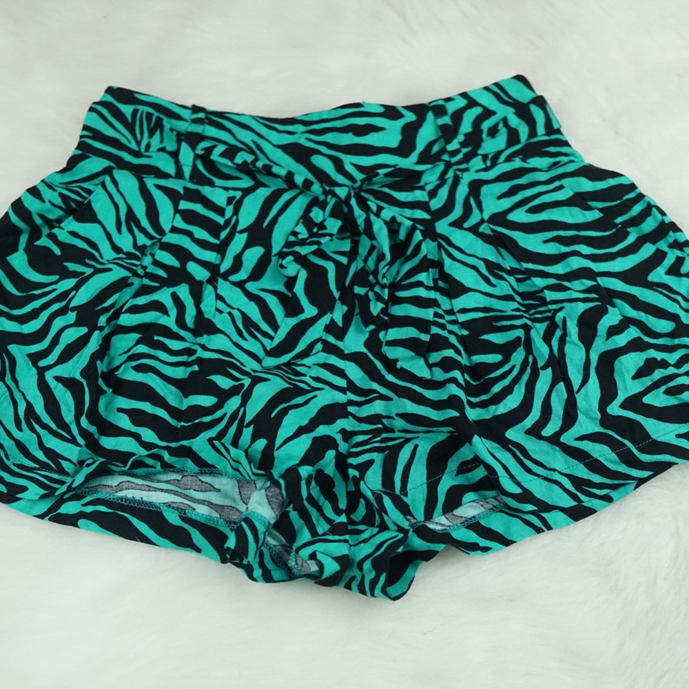 High Paperbag Waisted Abstract Print Shorts NWOT